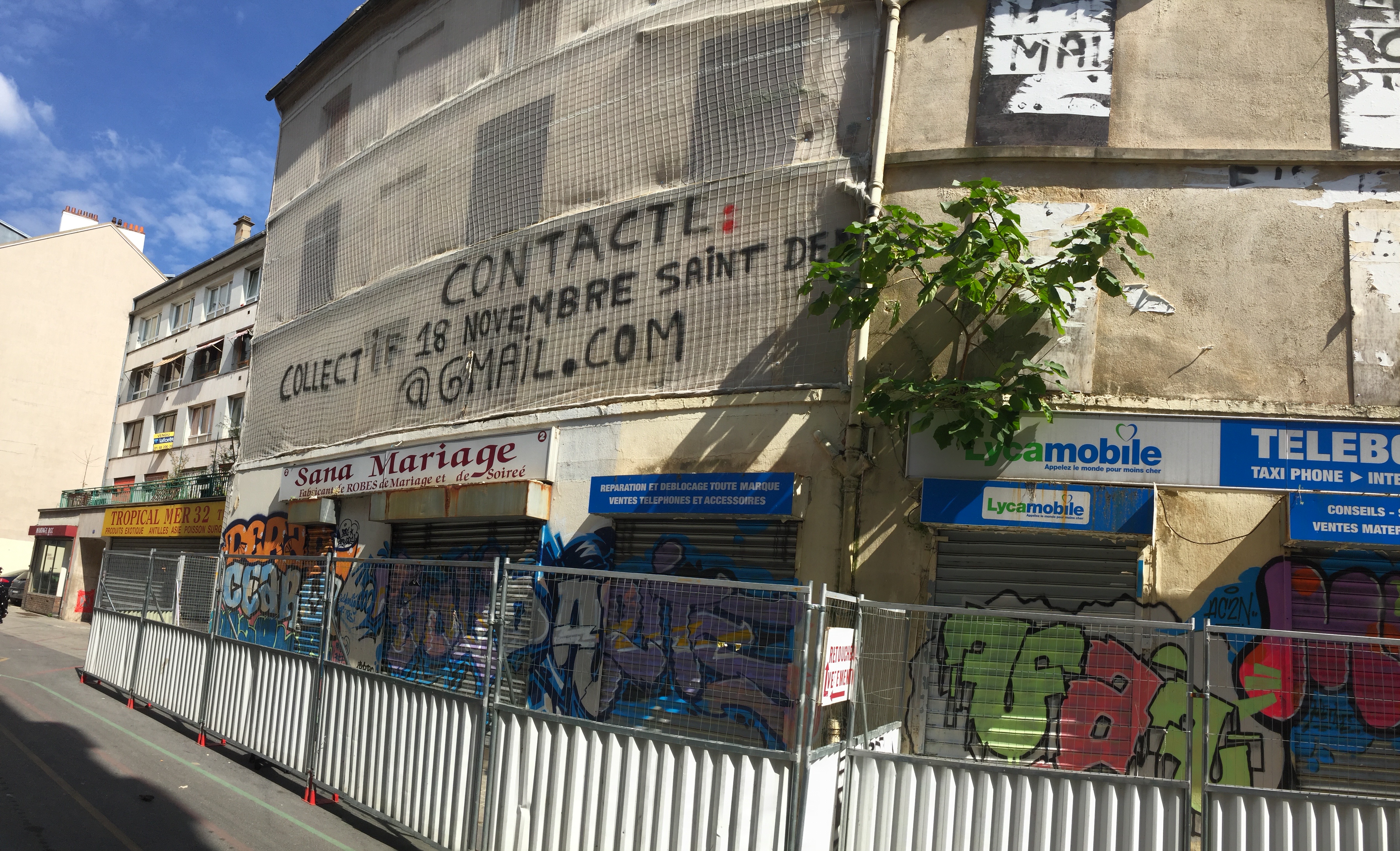 Damaged facade in Paris