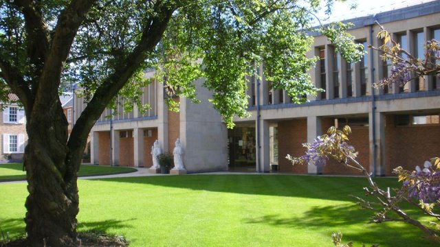 The Wolfson Lee Library