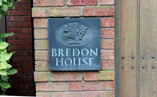 Bredon House sign (slate)